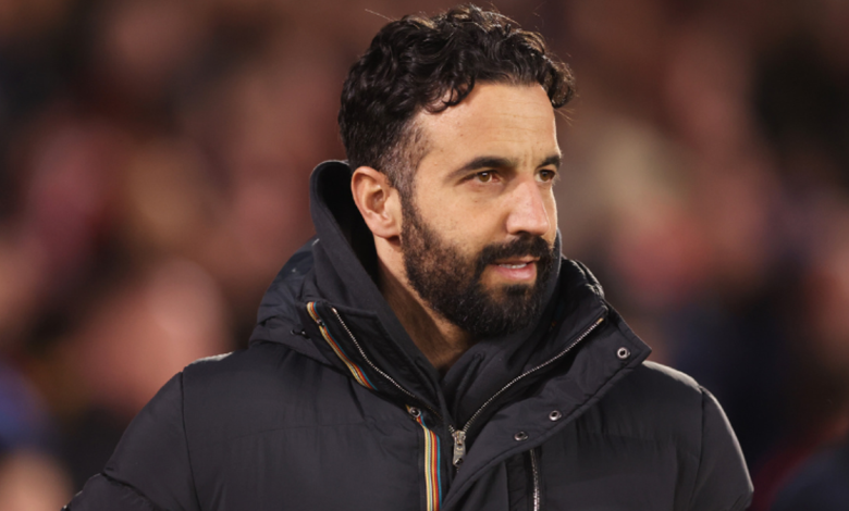 Man Utd & Arsenal in Striker War: Offers Made