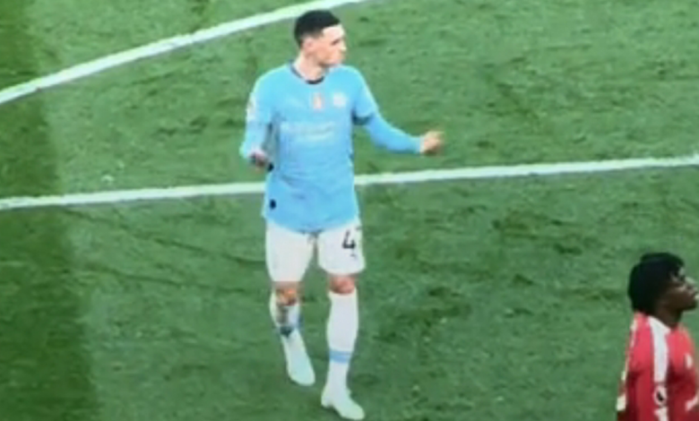 Foden Shocked: Utd Mum Chant Reaction – Must See Video