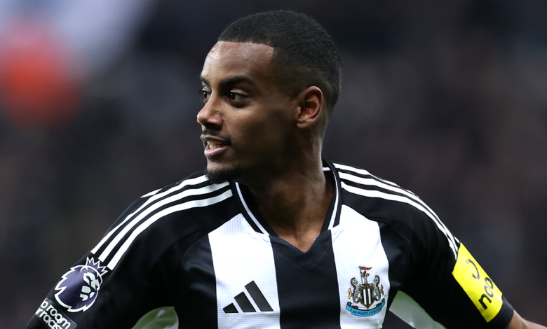 Isak Bombshell Rocks Liverpool Fans – Sky