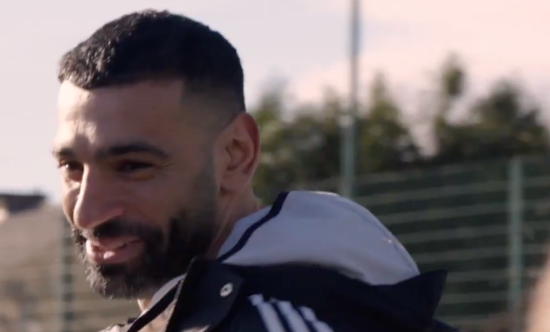 Salah Visit: Liverpool Fans Demand 10-Year Salah Deal!