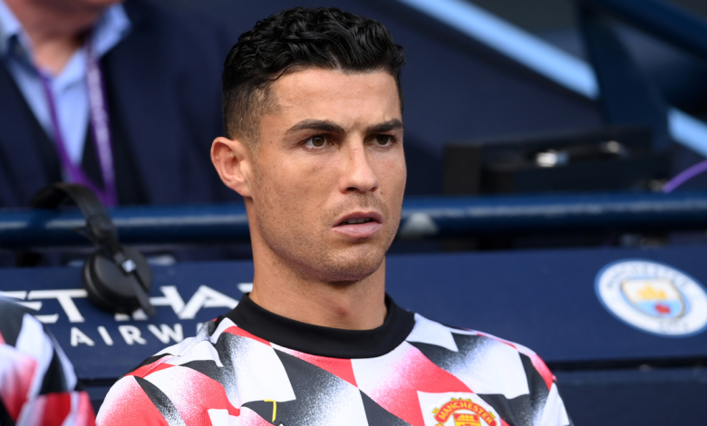 Ronaldo’s Call: Man Utd Cult Hero Signed!